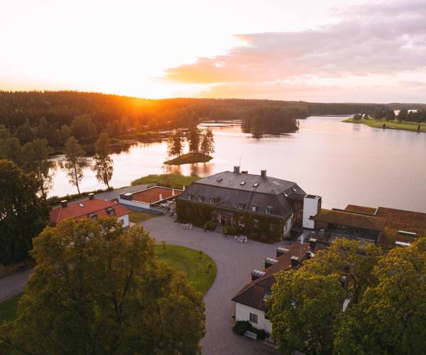 Herrgården solnedgång.jpg